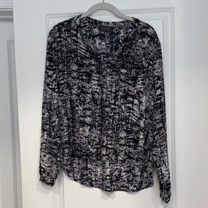ASTR Monochrome Patterned Blouse